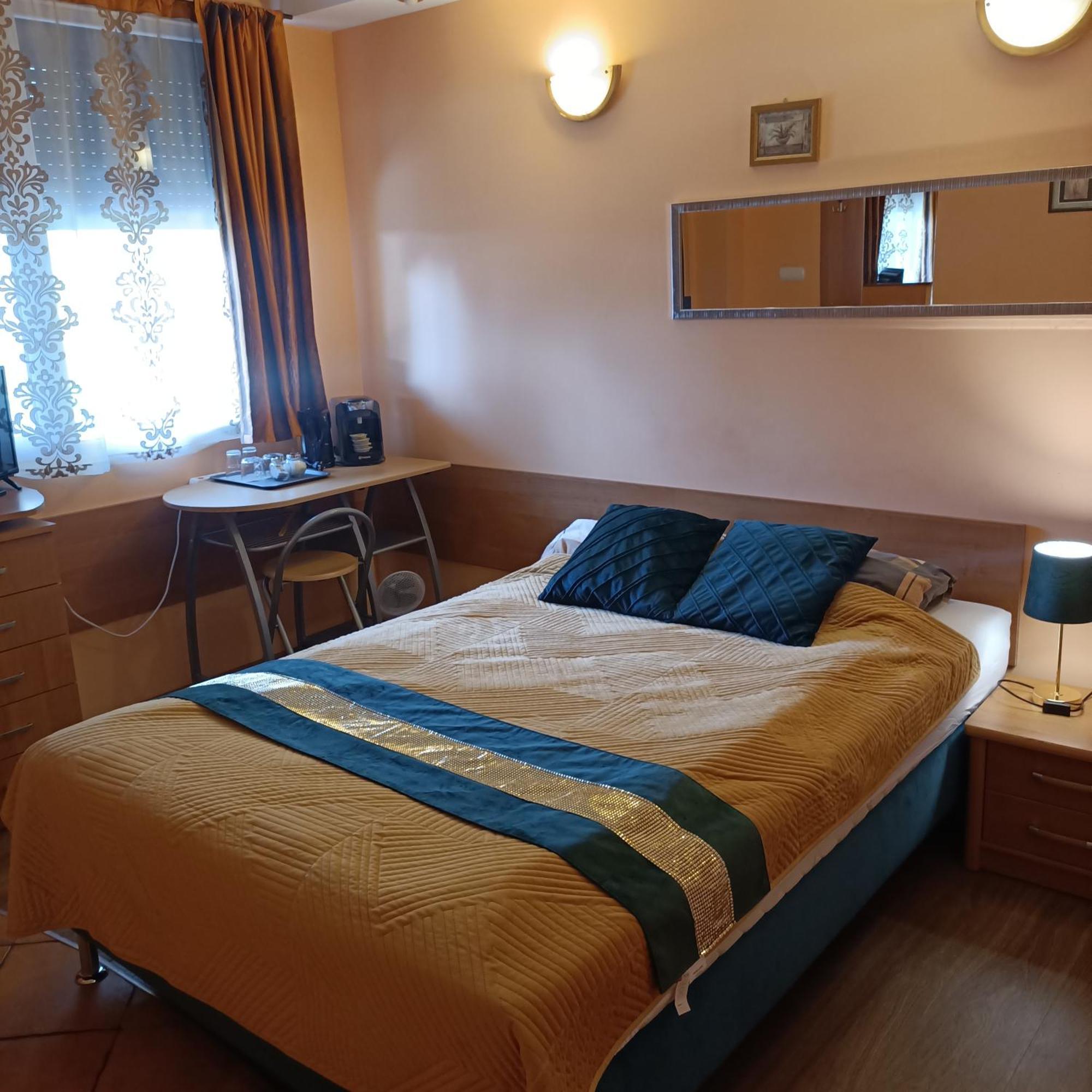 "Vanilla" Pokoje I Apartamenty Nad Brzegiem Jeziora Okuninka Luaran gambar